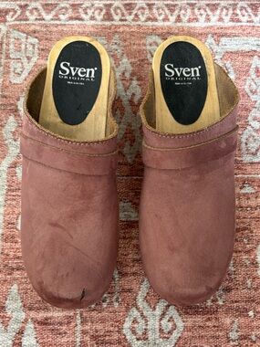 Sven Rose/Mauve Leather Original Clogs in Mid-Heel, size 40, 9-9.5